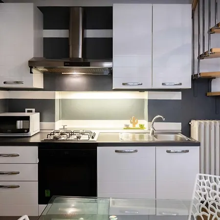 Apartament De'carbonesi, By Short Holidays