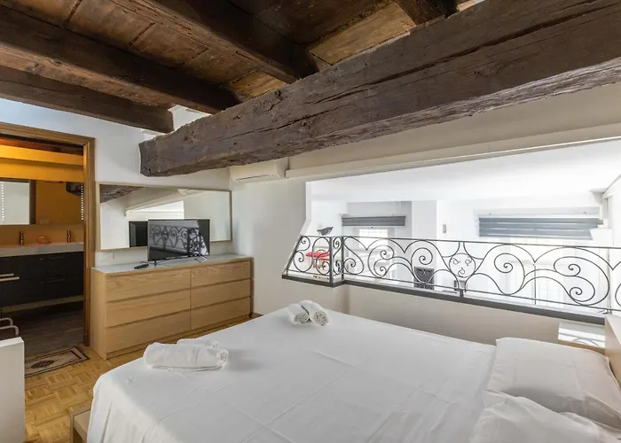 De'carbonesi, By Short Holidays アパート ボローニャ