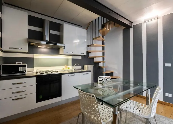 De'carbonesi, By Short Holidays شقة