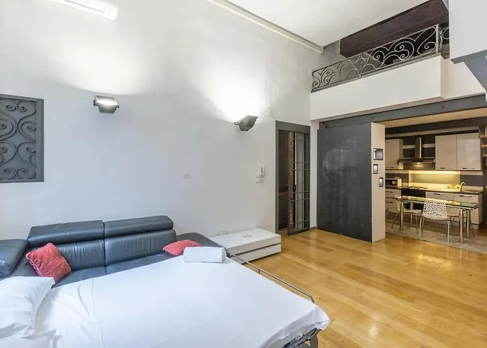 De'carbonesi, By Short Holidays ボローニャ